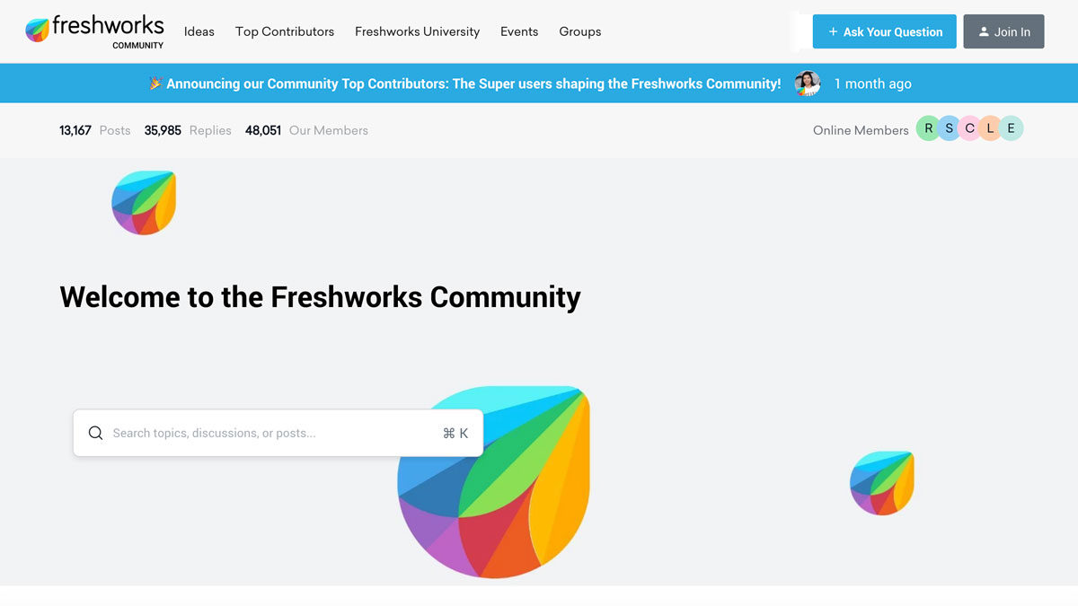 Screenshot of the Freshworks Community homepage, featuring a search bar, welcome message, colorful Freshworks logo, navigation menu, online member icons, site stats—and a vibrant Customer Community Showcase highlighting posts, replies, and members.
